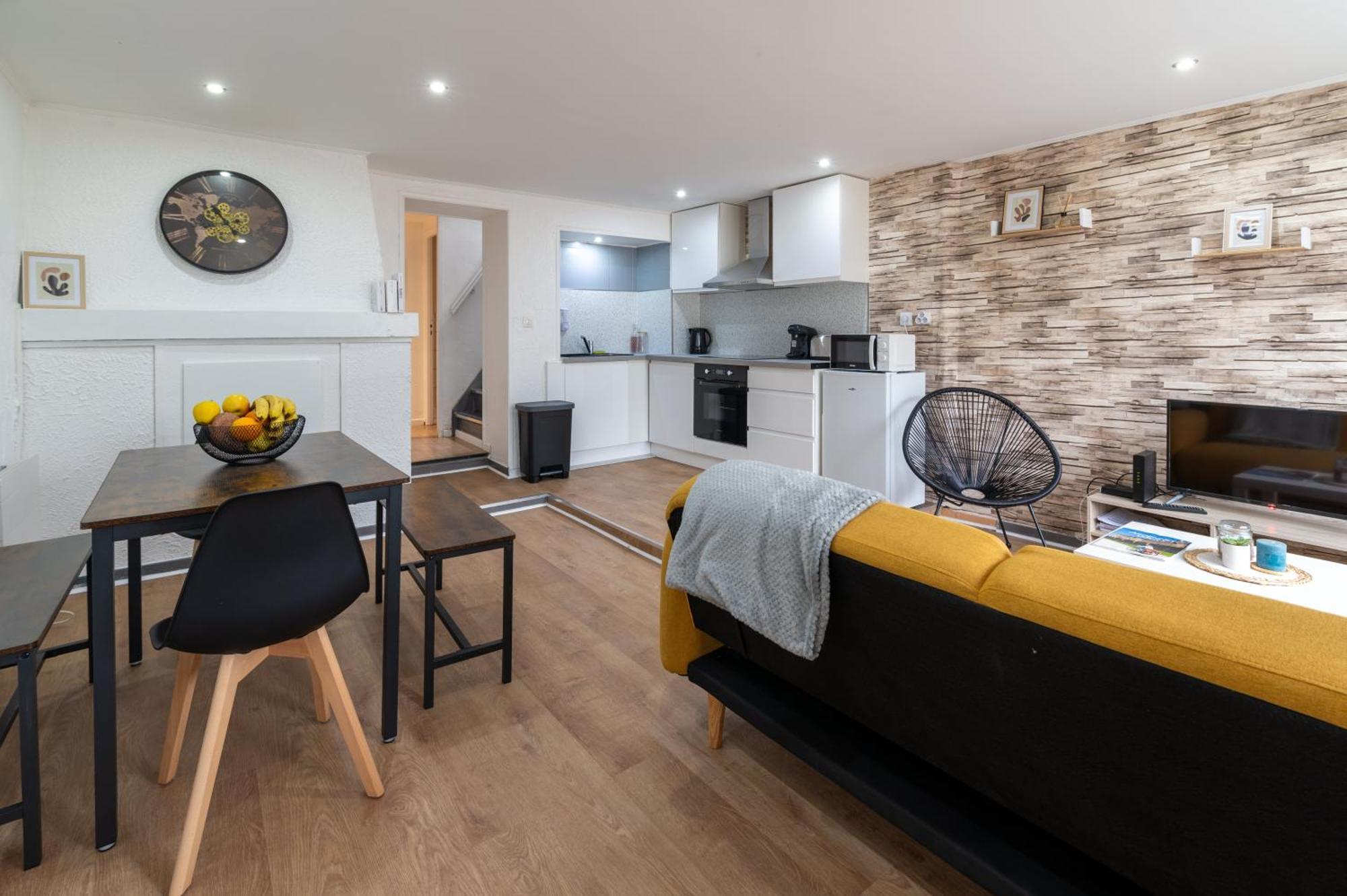 55M2 Cosy Au Calme Avec Terrasse Et Box Individuel Villa Nouzonville Exteriör bild